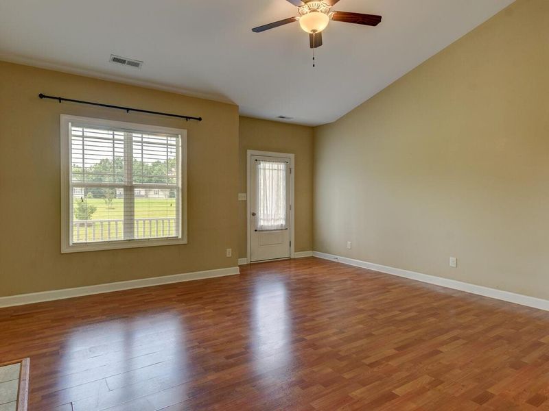 2195 Matthews Rd, Clayton, NC 27520