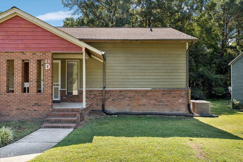 22 Carriage Cir, Louisburg, NC 27549