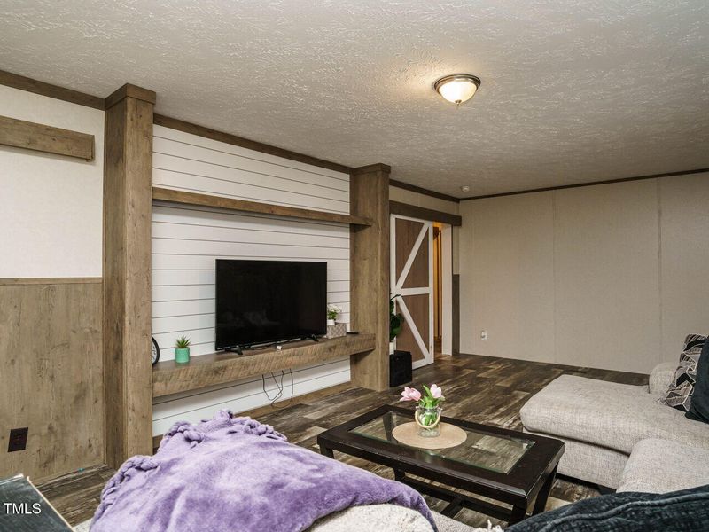 22 Colt Ln, Dunn, NC 28334