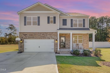 22 Eason Farm Dr, Zebulon, NC 27597