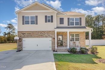 22 Eason Farm Dr, Zebulon, NC 27597