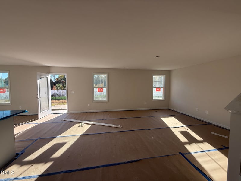 22 Emily Gardens Dr, Selma, NC 27576