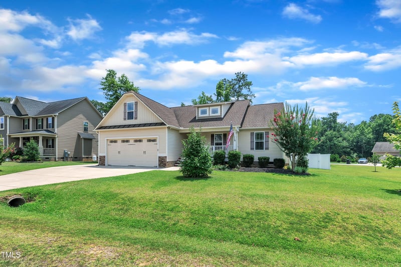 22 Evie Dr, Smithfield, NC 27577