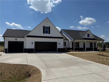 22 Grady Farm Way, Benson, NC 27504
