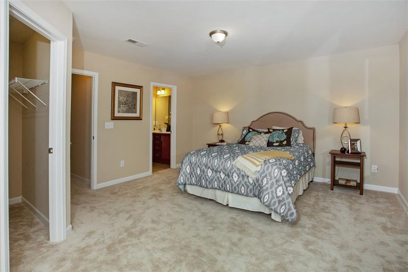 22 W Grove Point Dr W #52, Clayton, NC 27527
