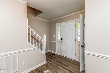 22 Knightsbridge Ct, Durham, NC 27707