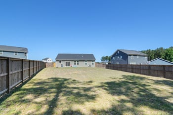 22 Mcintosh Ct, Fuquay Varina, NC 27526