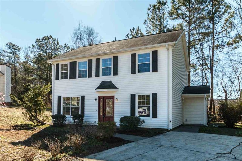 22 Meadowcrest Dr, Durham, NC 27703