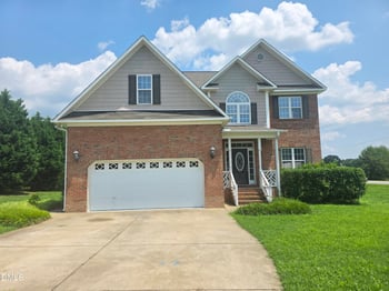 22 Oak Run Dr, Clayton, NC 27520