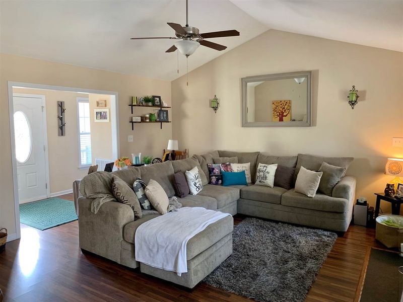 22 Ok Corral Dr, Clayton, NC 27520