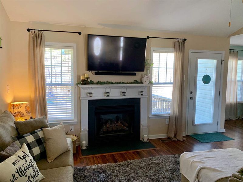 22 Ok Corral Dr, Clayton, NC 27520
