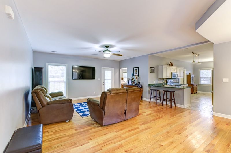 22 Rainwater Ct, Clayton, NC 27627