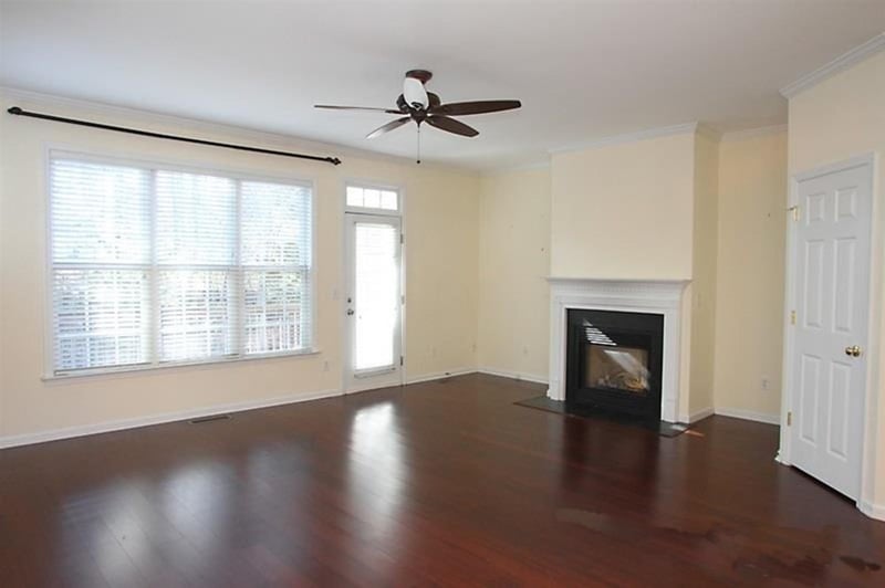 22 Scottish Ln, Durham, NC 27707