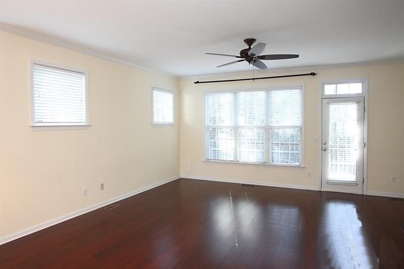 22 Scottish Ln, Durham, NC 27707