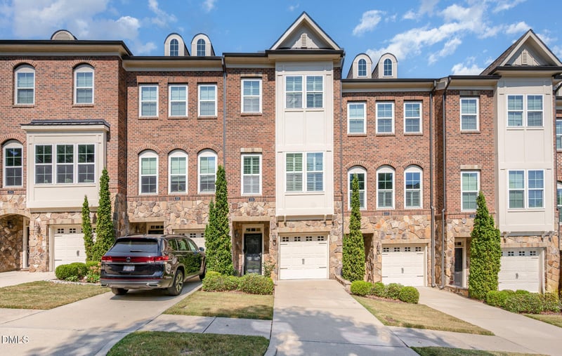 220 Allister Dr, Raleigh, NC 27609