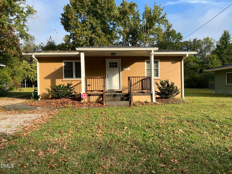 220 Barbee St, Zebulon, NC 27597