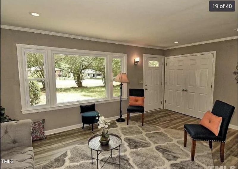 220 Barclay Rd, Chapel Hill, NC 27516