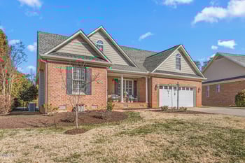 220 Beauregard Ln, Mebane, NC 27302