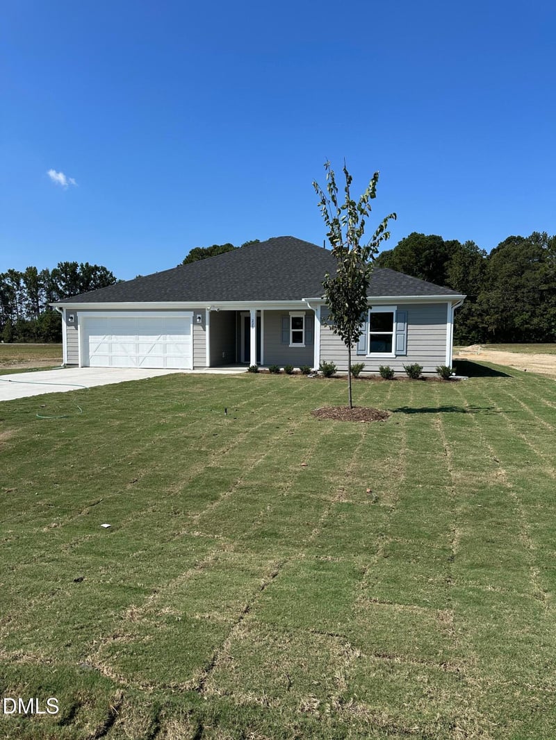 220 Boss Shot Dr, Smithfield, NC 27577