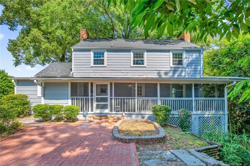220 Bradford Ave, Fayetteville, NC 28301