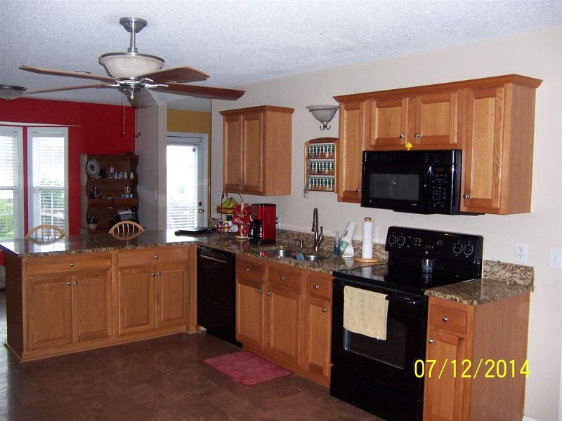 220 Breezewood Ln, Clayton, NC 27520