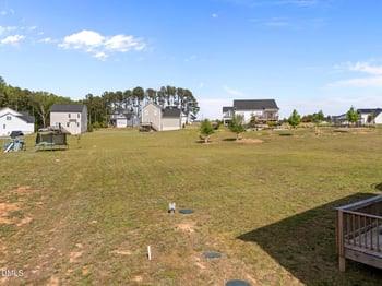 220 Brisbane Dr, Zebulon, NC 27597