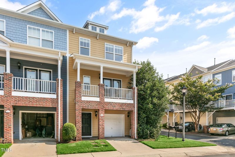 220 Broadgait roadgait, Cary, NC 27519