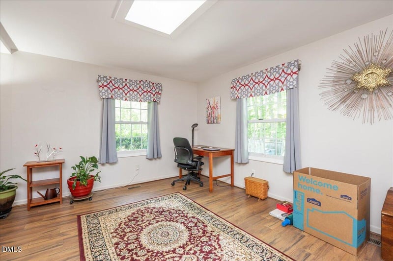 220 Cardinal Dr, Youngsville, NC 27596