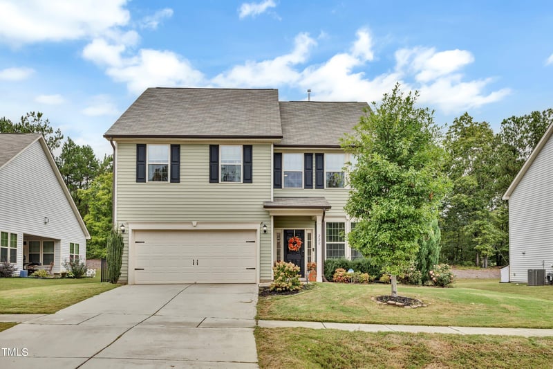 220 Clubhouse Dr, Youngsville, NC 27596