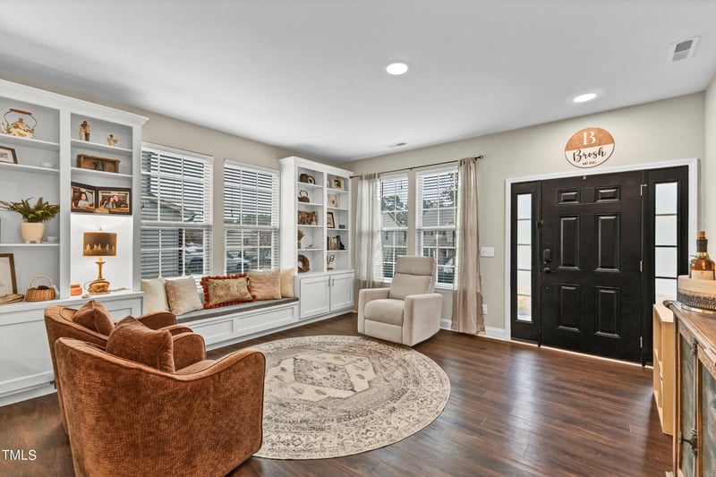 220 Clubhouse Dr, Youngsville, NC 27596
