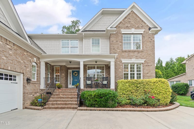 220 Cole Valley Dr, Cary, NC 27513