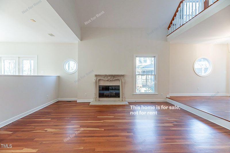 220 Columbia Pl W, Chapel Hill, NC 27516