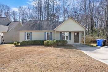 220 Courtland Dr, Angier, NC 27501