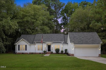 220 Creek Ridge Dr, Goldsboro, NC 27530