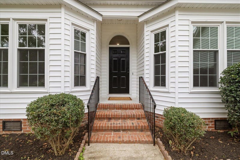 220 Creek Ridge Dr, Goldsboro, NC 27530
