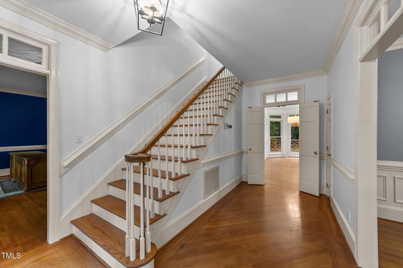 220 Dalton Dr, Raleigh, NC 27615