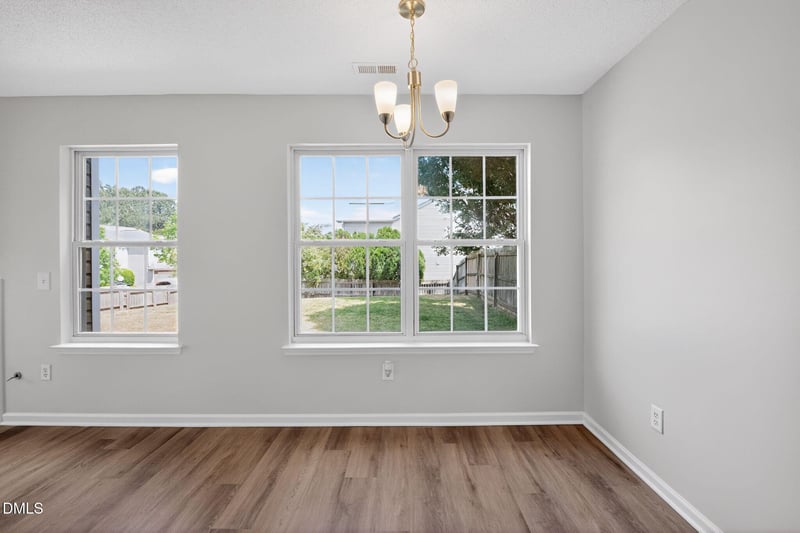 220 Danesway Dr, Holly Springs, NC 27540