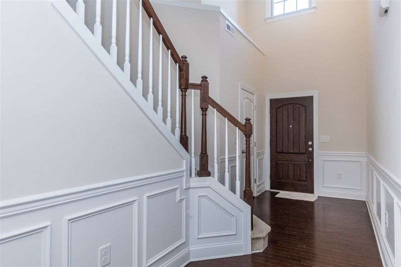 220 Daymire Glen Ln, Cary, NC 27519
