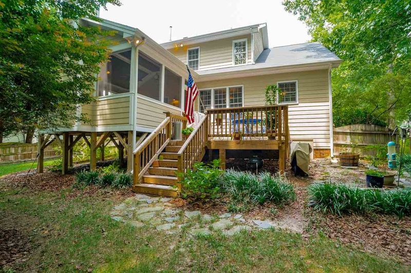 220 Dutch Hill Rd, Holly Springs, NC 27540