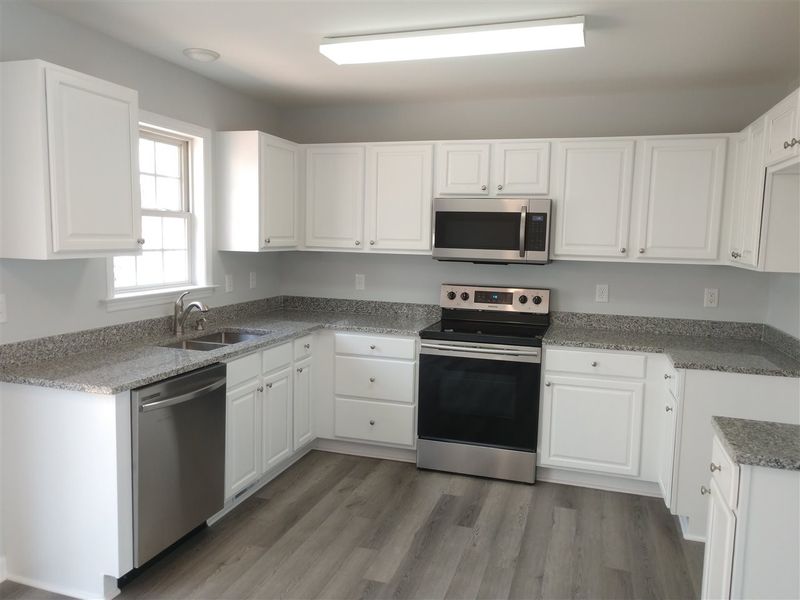 220 Eagle Stone Rg, Youngsville, NC 27596