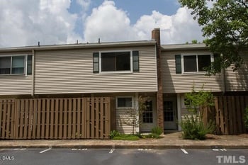 220 Elizabeth #Apt G10, Chapel Hill, NC 27514