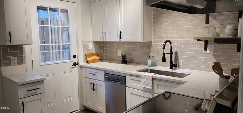 220 Elizabeth St #A-17, Chapel Hill, NC 27514
