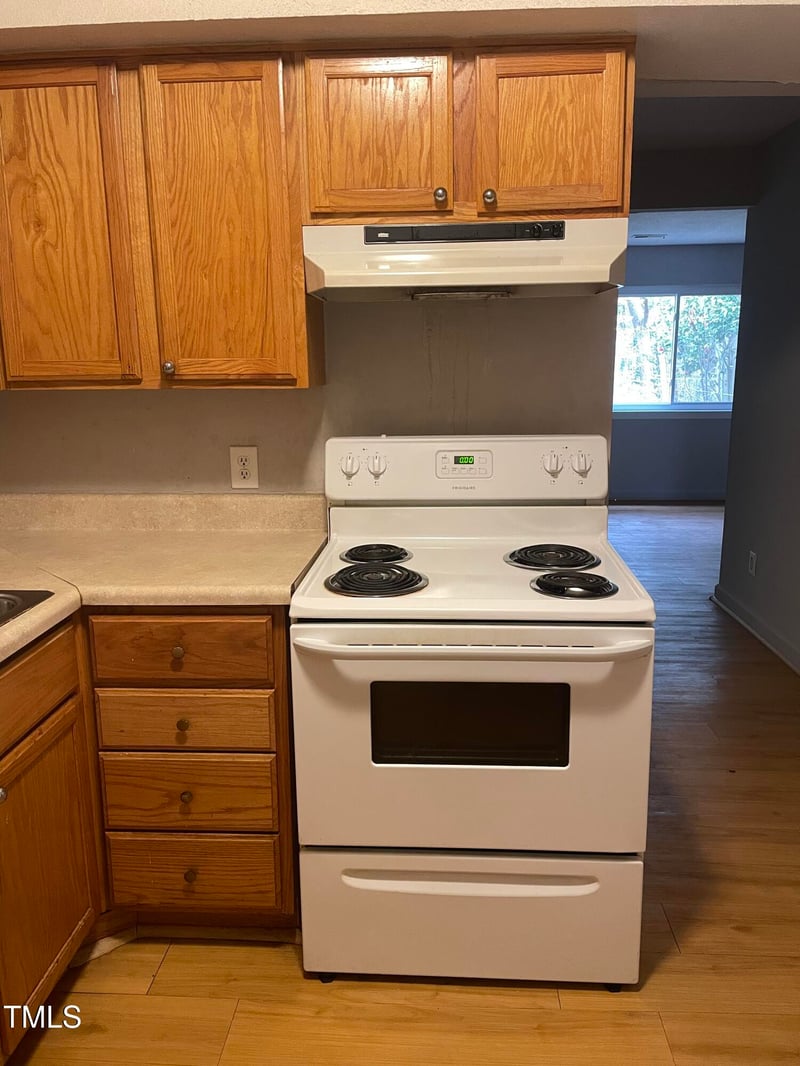 220 Elizabeth St #A11, Chapel Hill, NC 27514