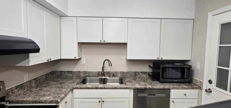 220 Elizabeth St #A18, Chapel Hill, NC 27514
