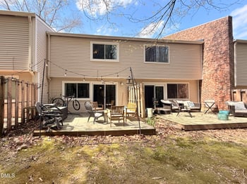 220 Elizabeth St #Apt A15, Chapel Hill, NC 27514