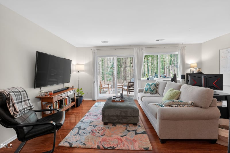 220 Elizabeth St #Apt A15, Chapel Hill, NC 27514