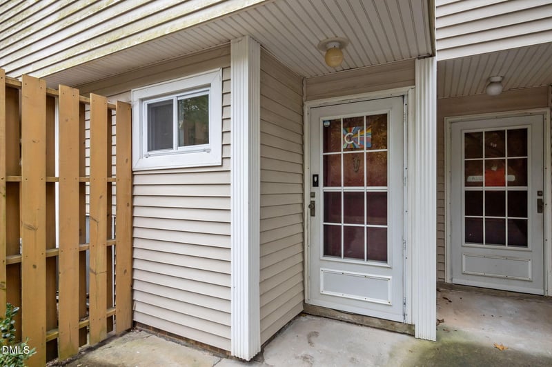 220 Elizabeth St #Apt C-11, Chapel Hill, NC 27514