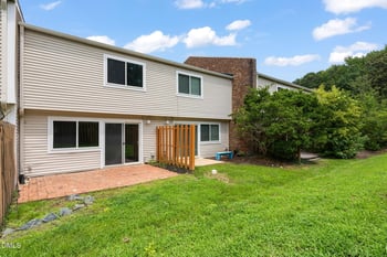 220 Elizabeth St #Apt E4, Chapel Hill, NC 27514