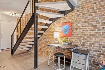 220 Elizabeth St #Apt E5, Chapel Hill, NC 27514