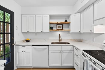 220 Elizabeth St #B4, Chapel Hill, NC 27514